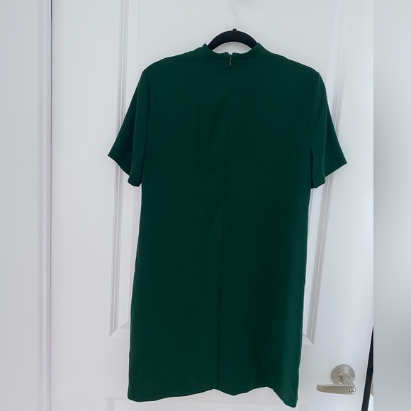 🌲 ZARA - Forest Green Mini Dress - Size M - with Neck Choker 🌲 - Picture 5 of 5